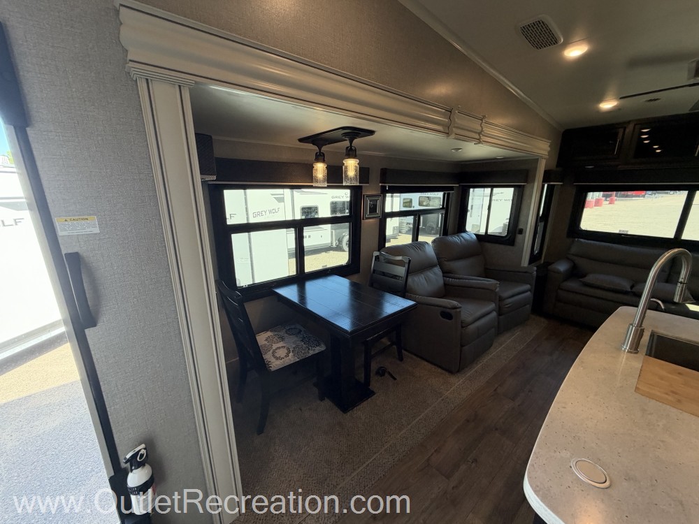 2020 JAYCO EAGLE 321RSTS - Image 7