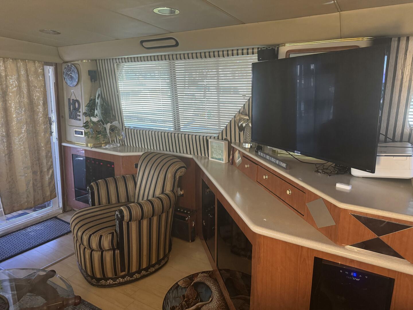 1998 Sea Ray 550 Sedan Bridge - Image 20