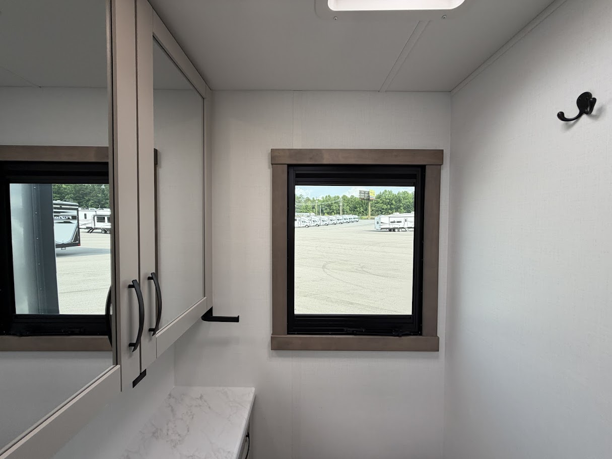 2027 JAYCO PRECEPT 31UL - Image 39