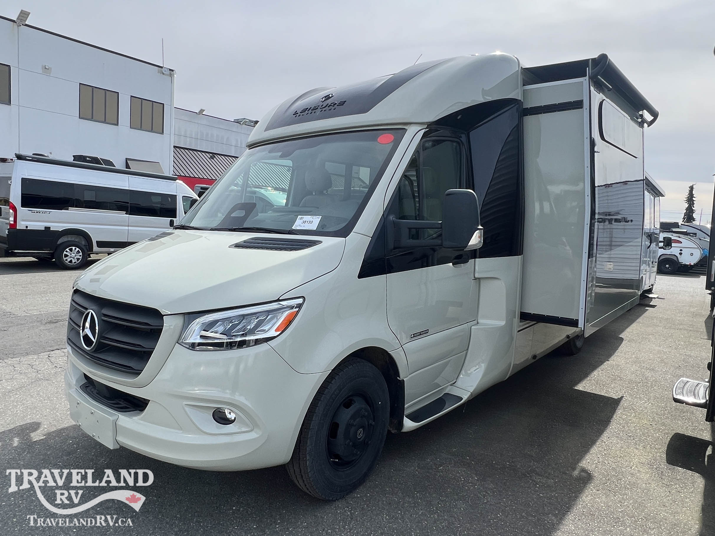 2026 Leisure Travel Unity U24MBL - Image 3