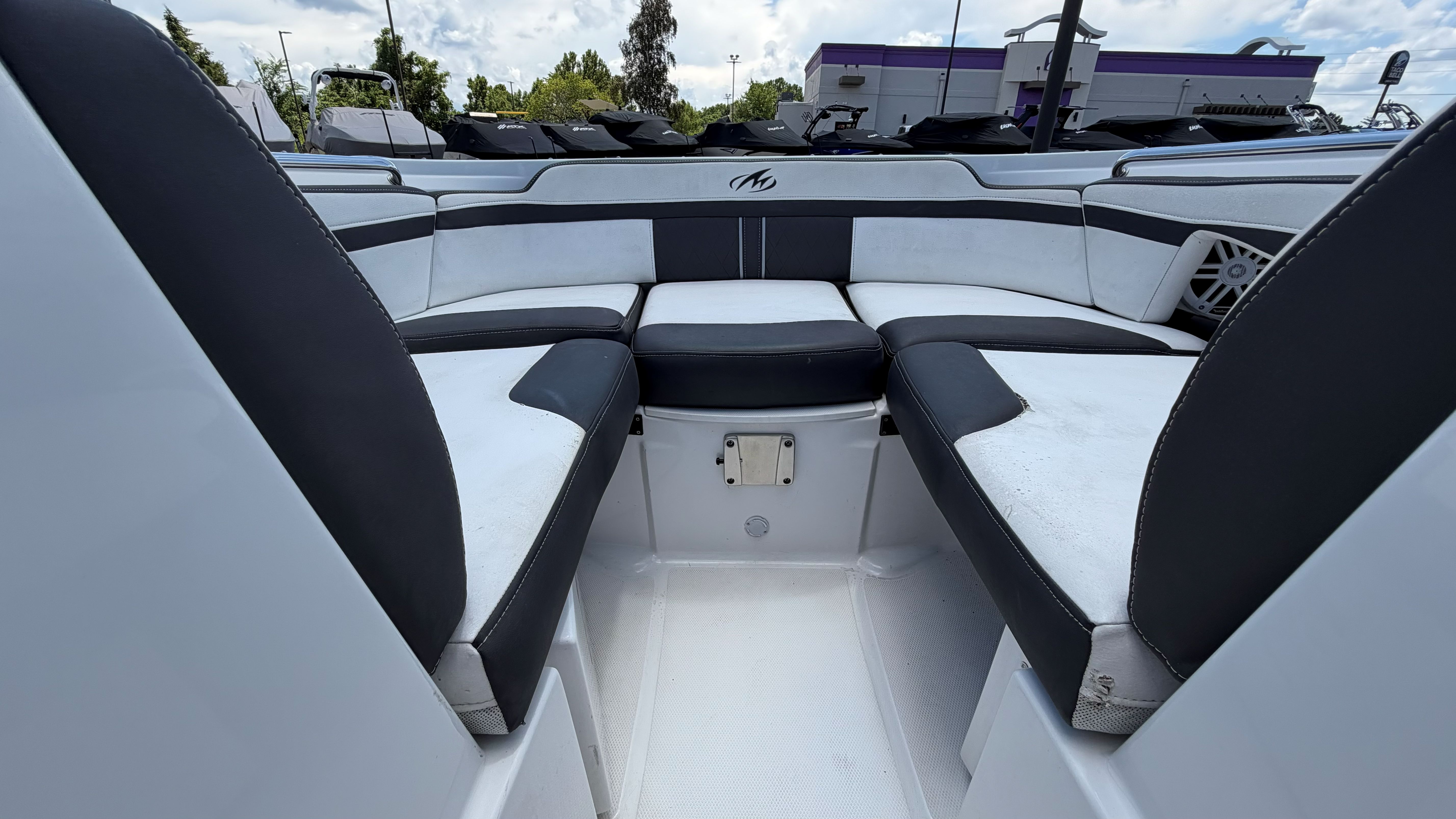 2024 Monterey M4 - Image 20