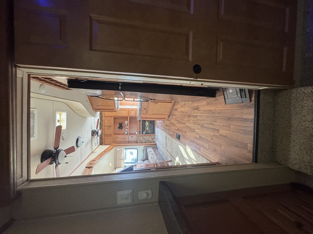 2011 WILDWOOD GRAND LODGE 408LOFT - Image 21