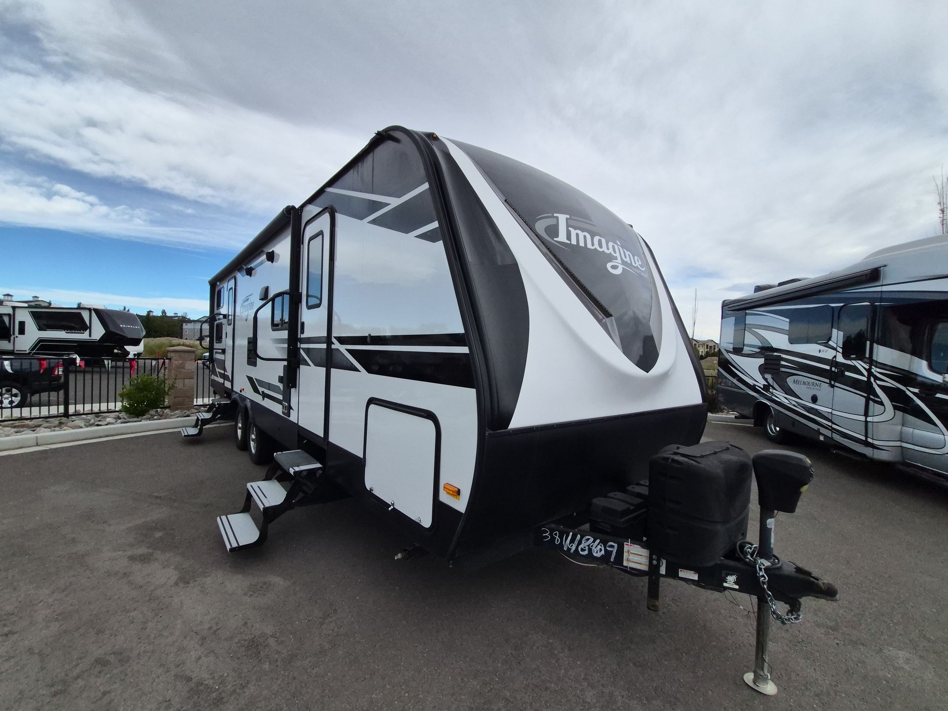 2019 Grand Design Imagine 2800BH - Image 2