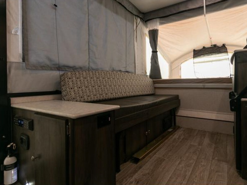 2020 Coachmen Clipper Classic 1285 SST - Image 13