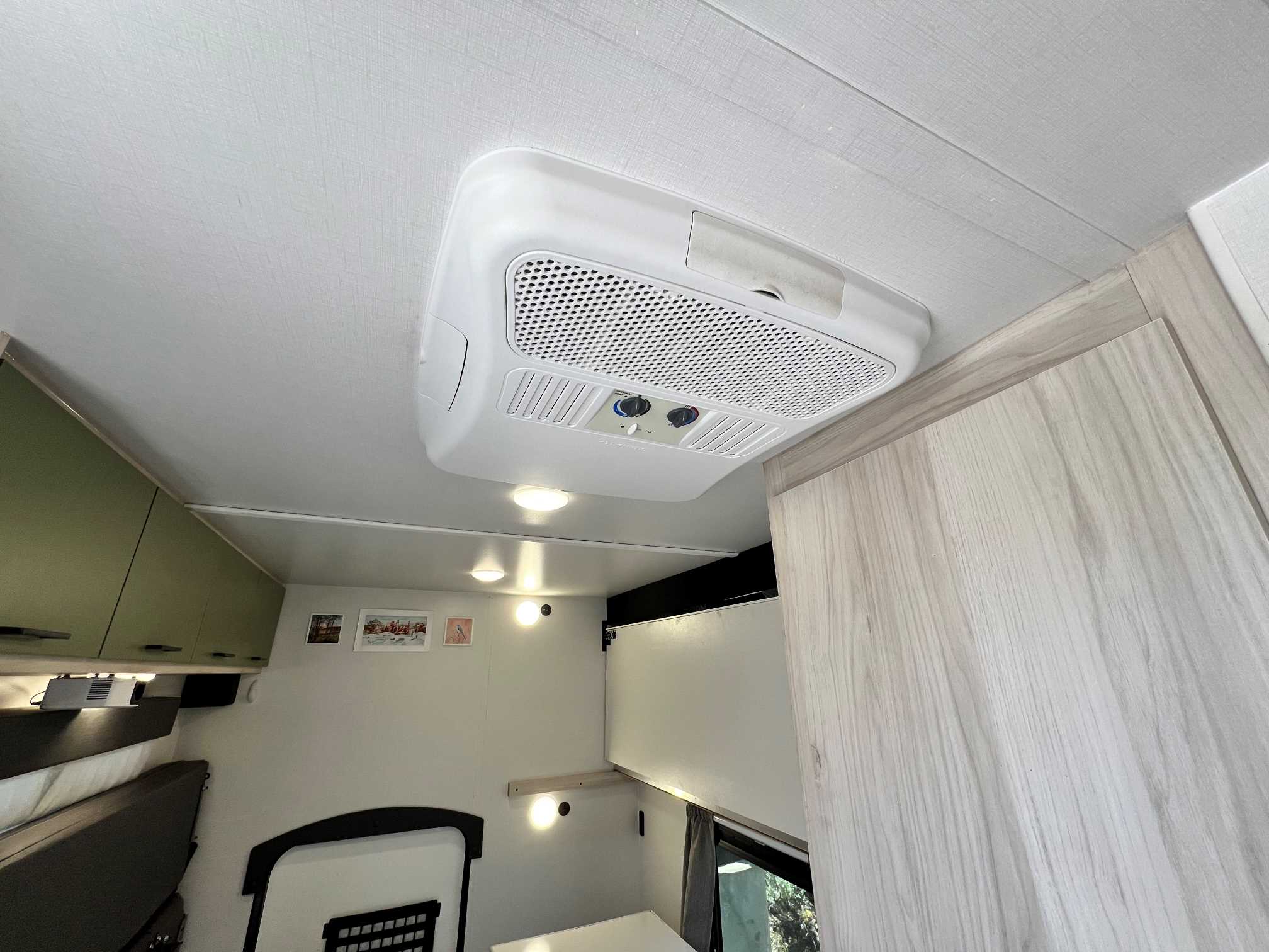 2023 Winnebago Hike 100 1316TB - Image 20
