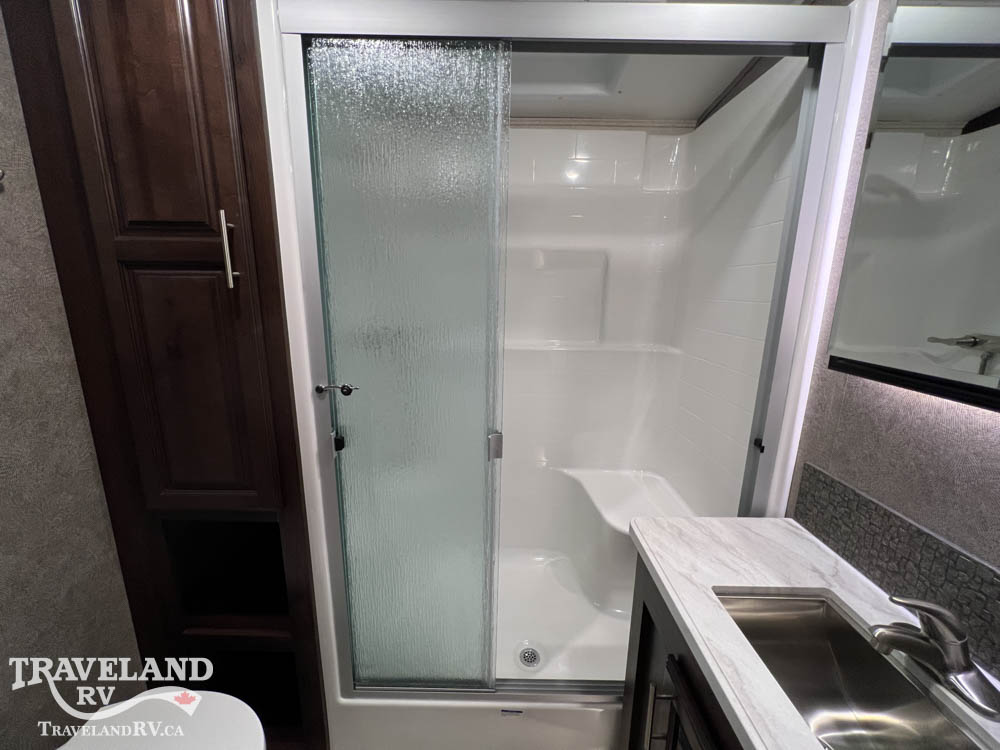 2018 JAYCO NORTH POINT 317RLOK - Image 23