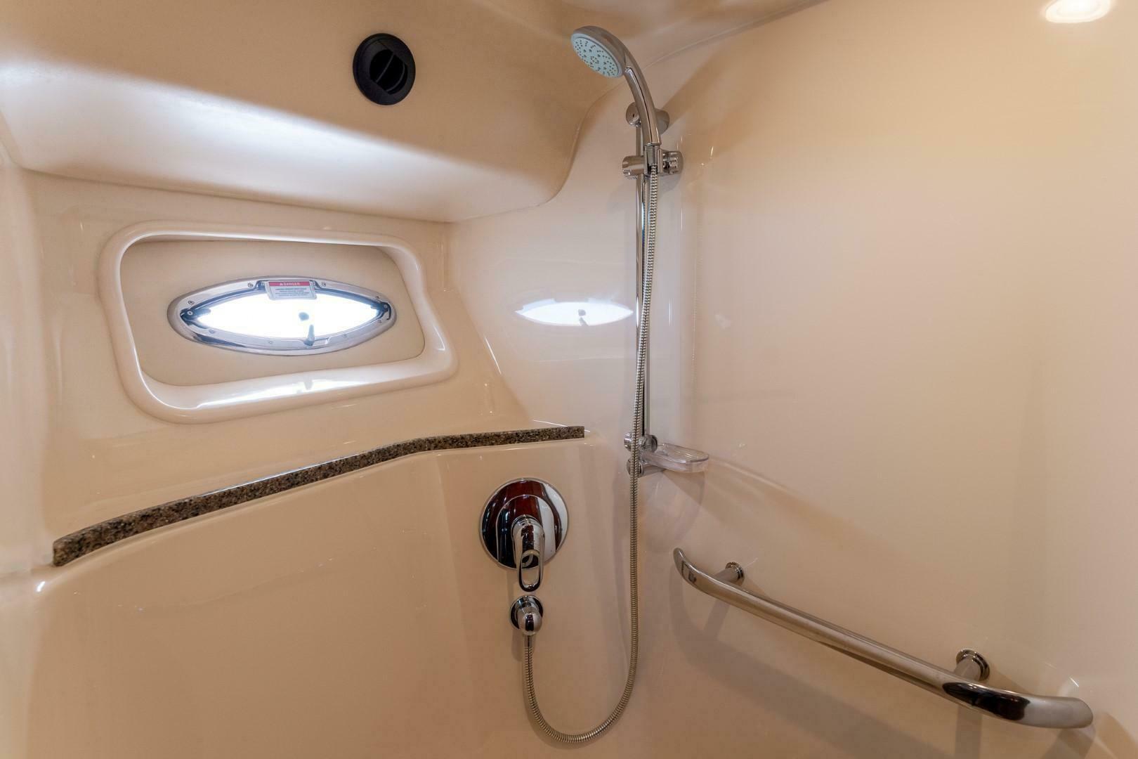 2008 Sea Ray 58 Sedan Bridge - Image 37