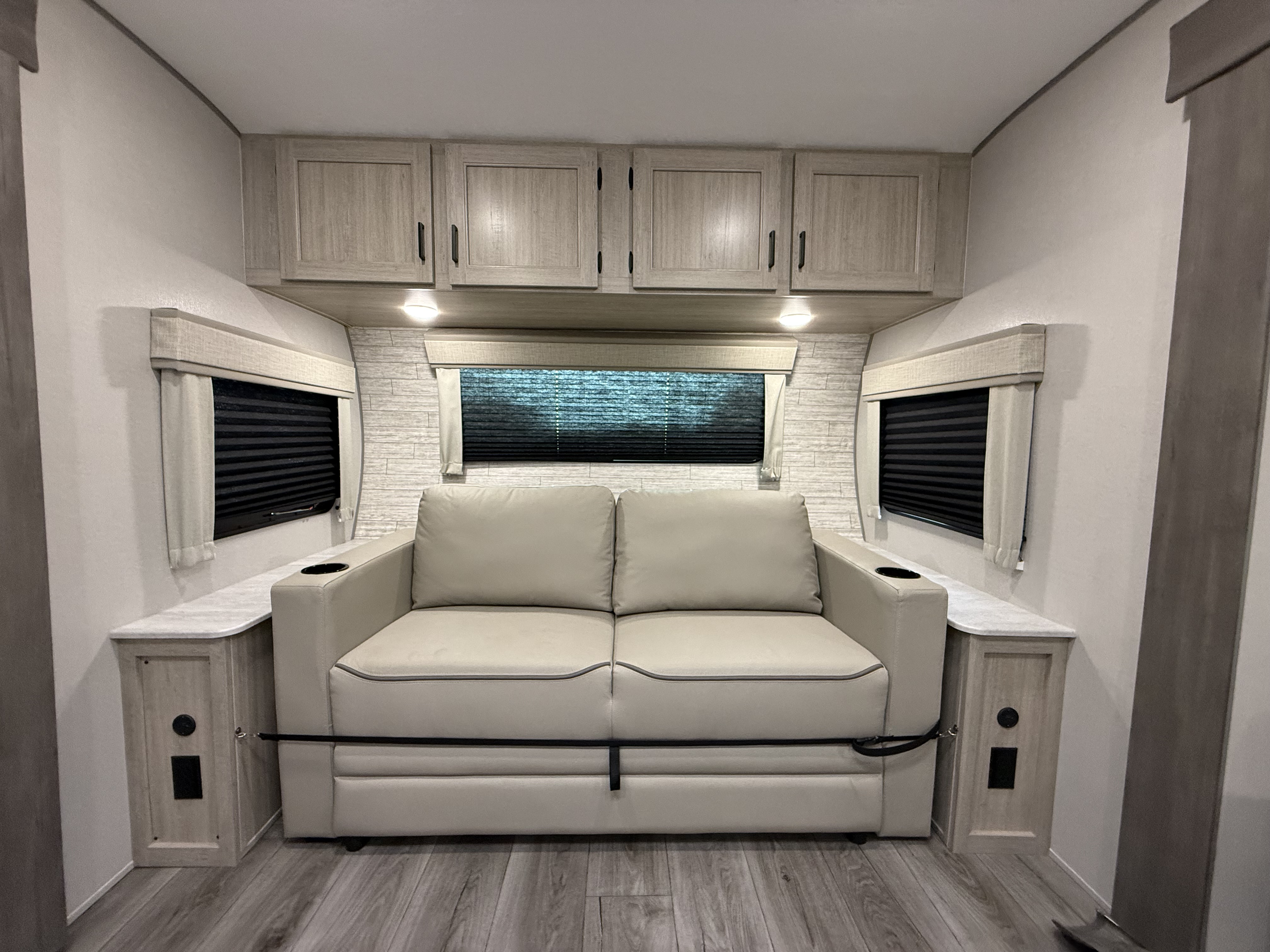 2024 Coachmen Catalina Legacy Edition 283FEDS - Image 12