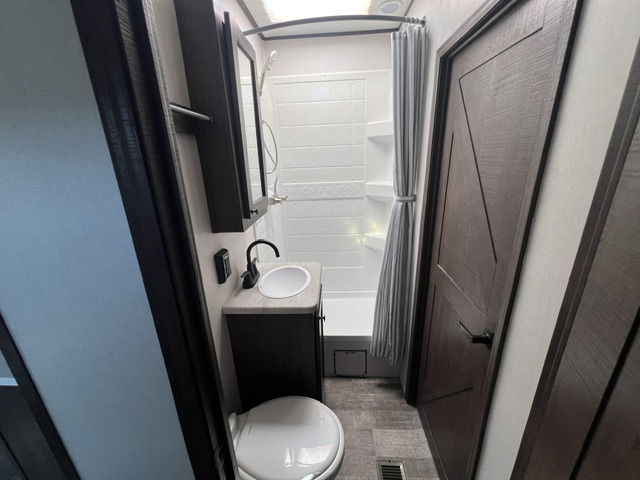 2022 Forest River XLR Hyperlite 3212 - Image 31
