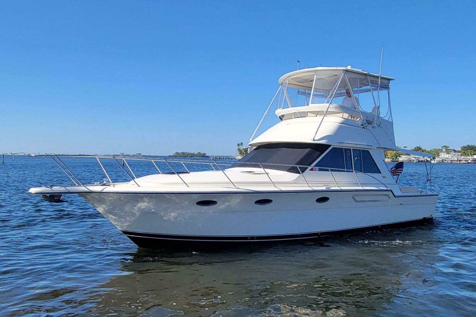 1994 Tiara Yachts 3600 Convertible - Image 3