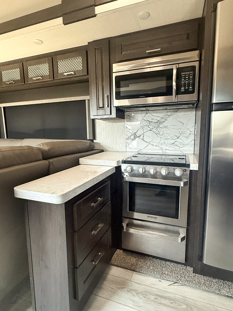 2020 GRAND DESIGN 395M - Image 20