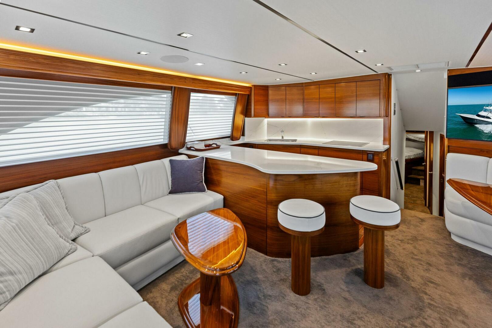 2023 Viking 54 Convertible - Image 8