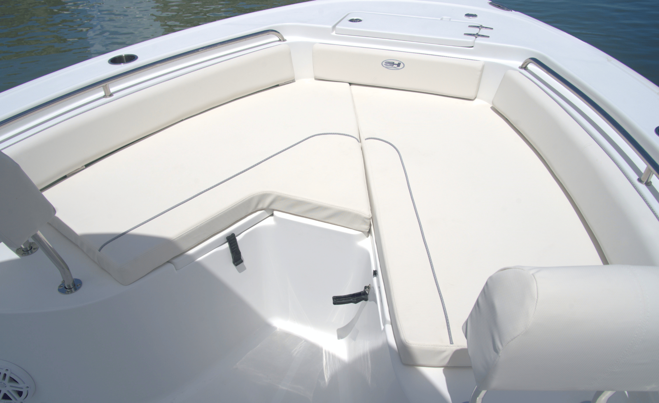 2027 SEA HUNT ULTRA 229 - Image 27