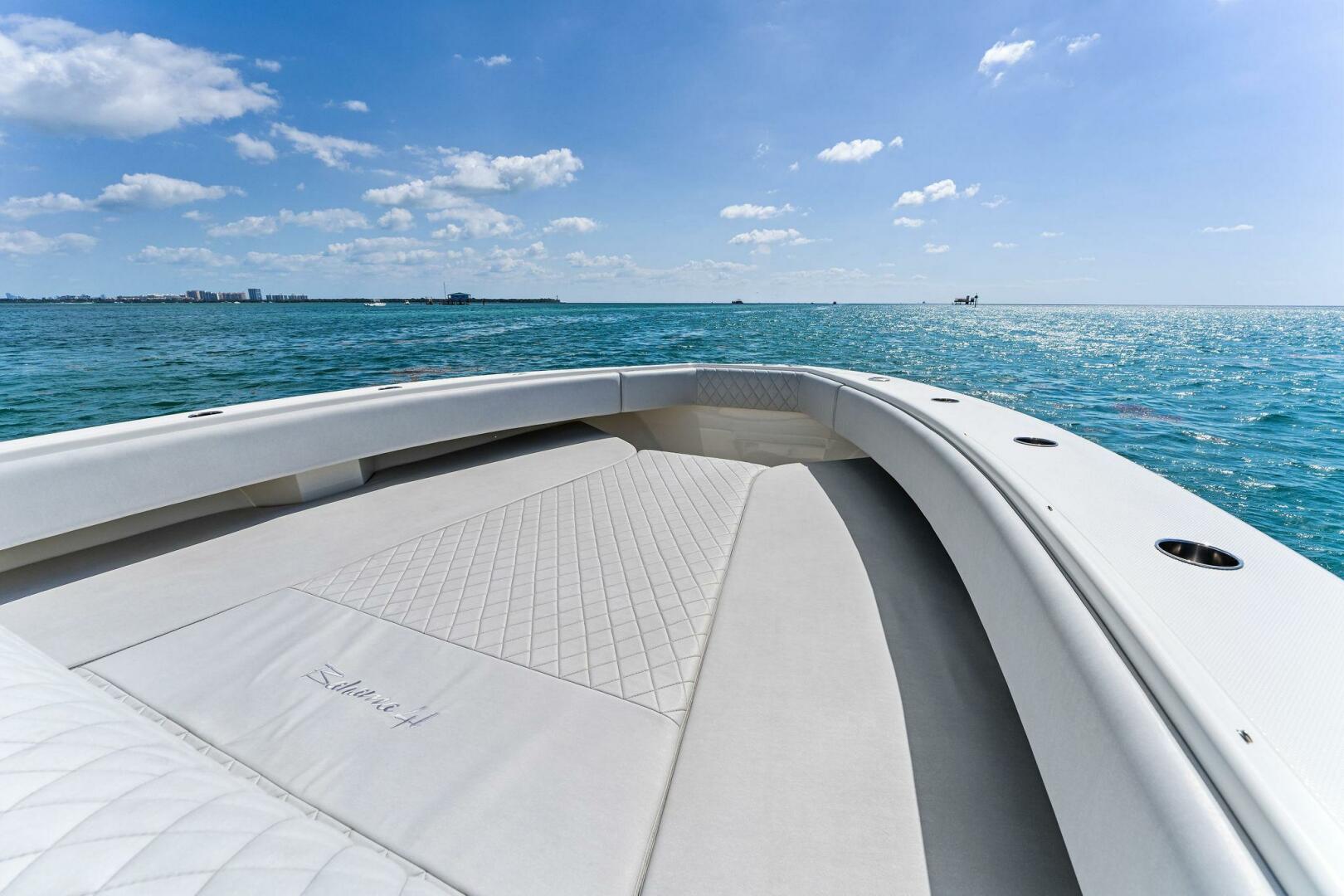 2015 Bahama 41 - Image 26