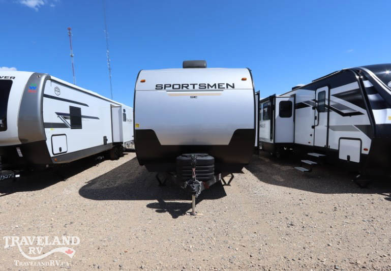 2025 KZ RV Sportsmen SE 332BHKSE - Image 9