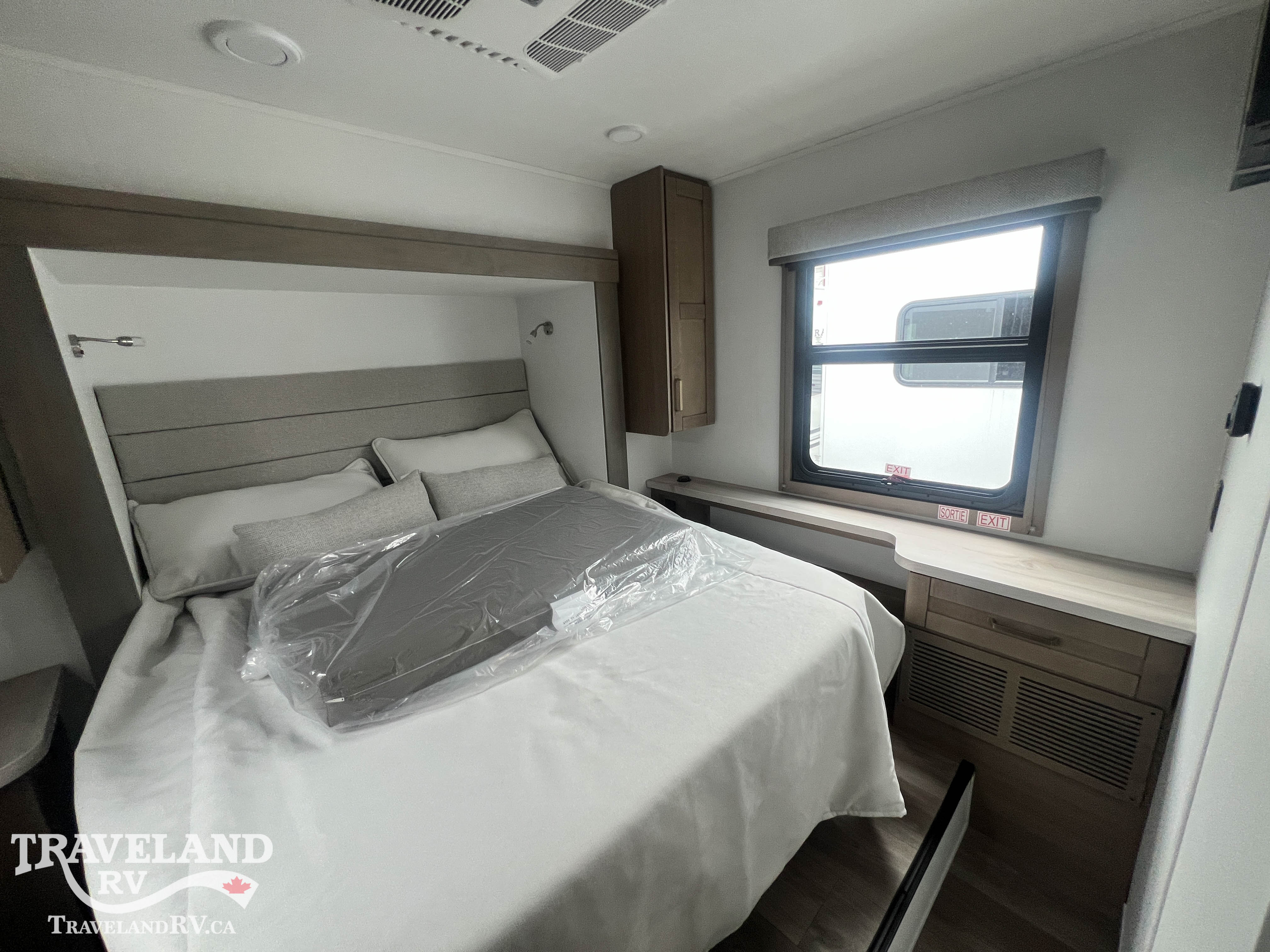 2027 Entegra Coach ODYSSEY 30Z - Image 29