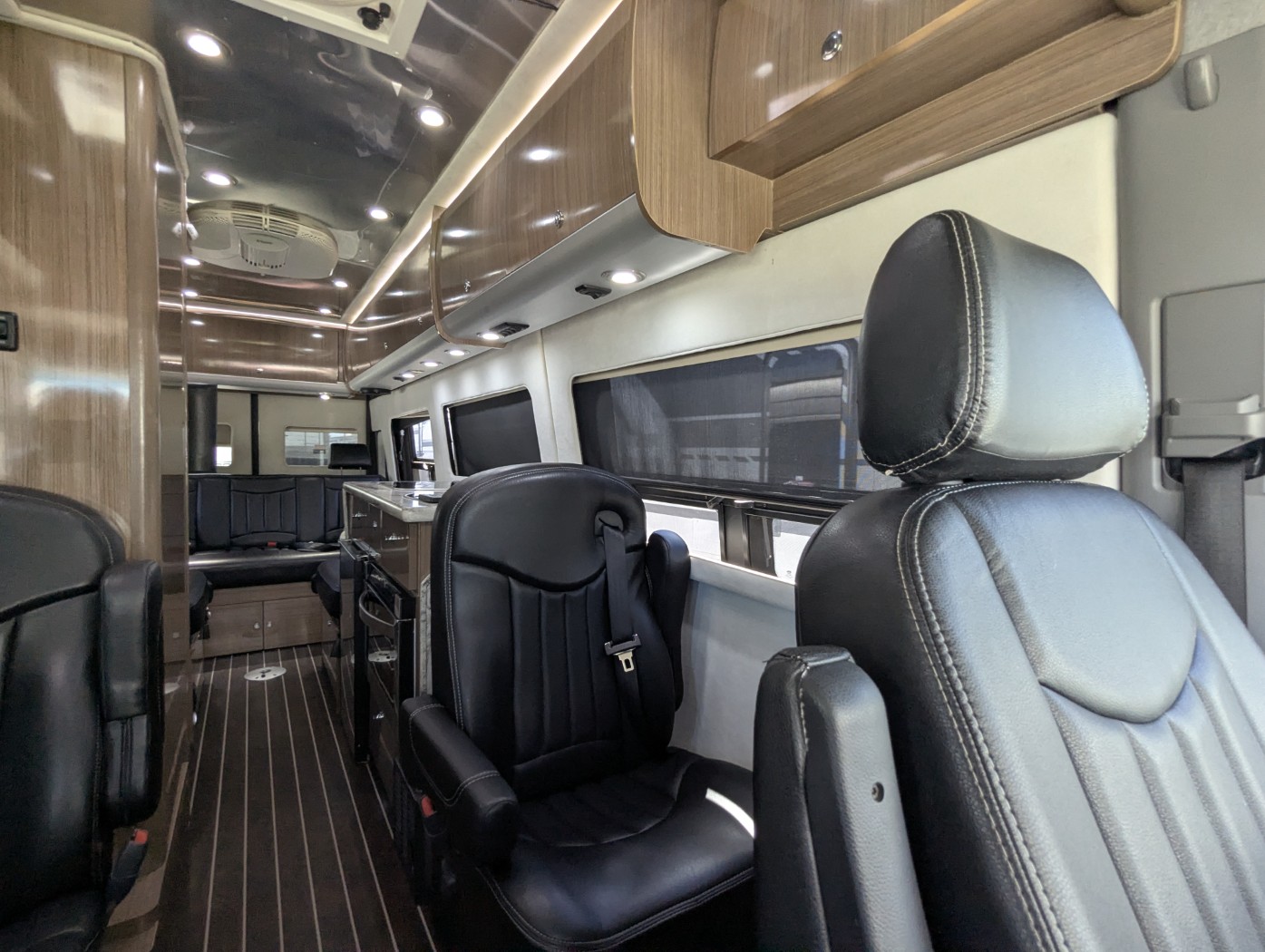 2017 Airstream Interstate Grand Tour EXT - Image 10
