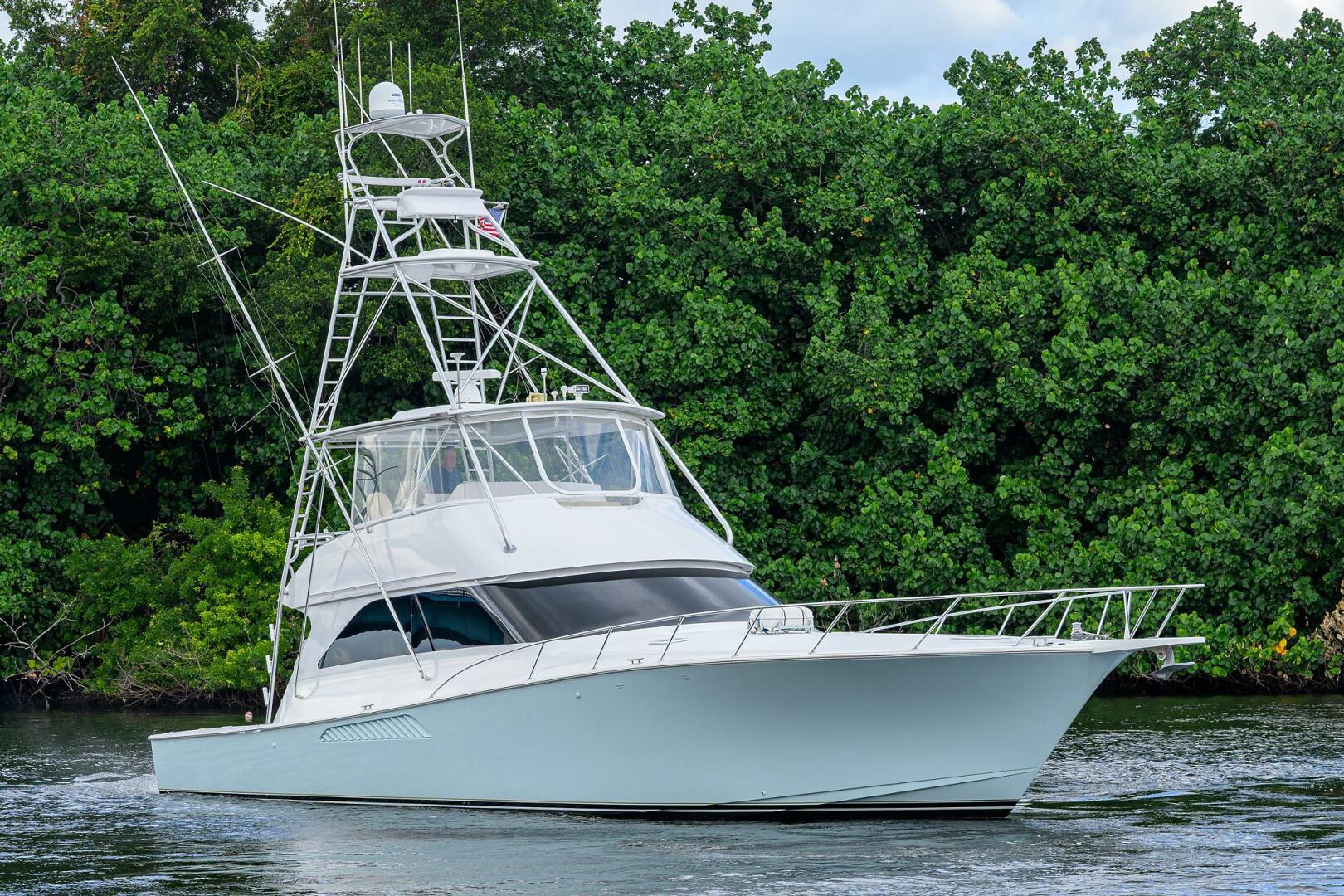 2004 Viking 56 Convertible - Image 4