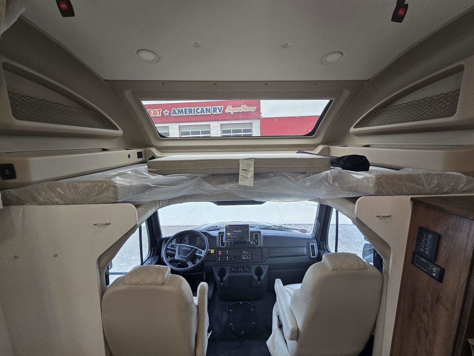 2026 JAYCO SENECA 37M - Image 10