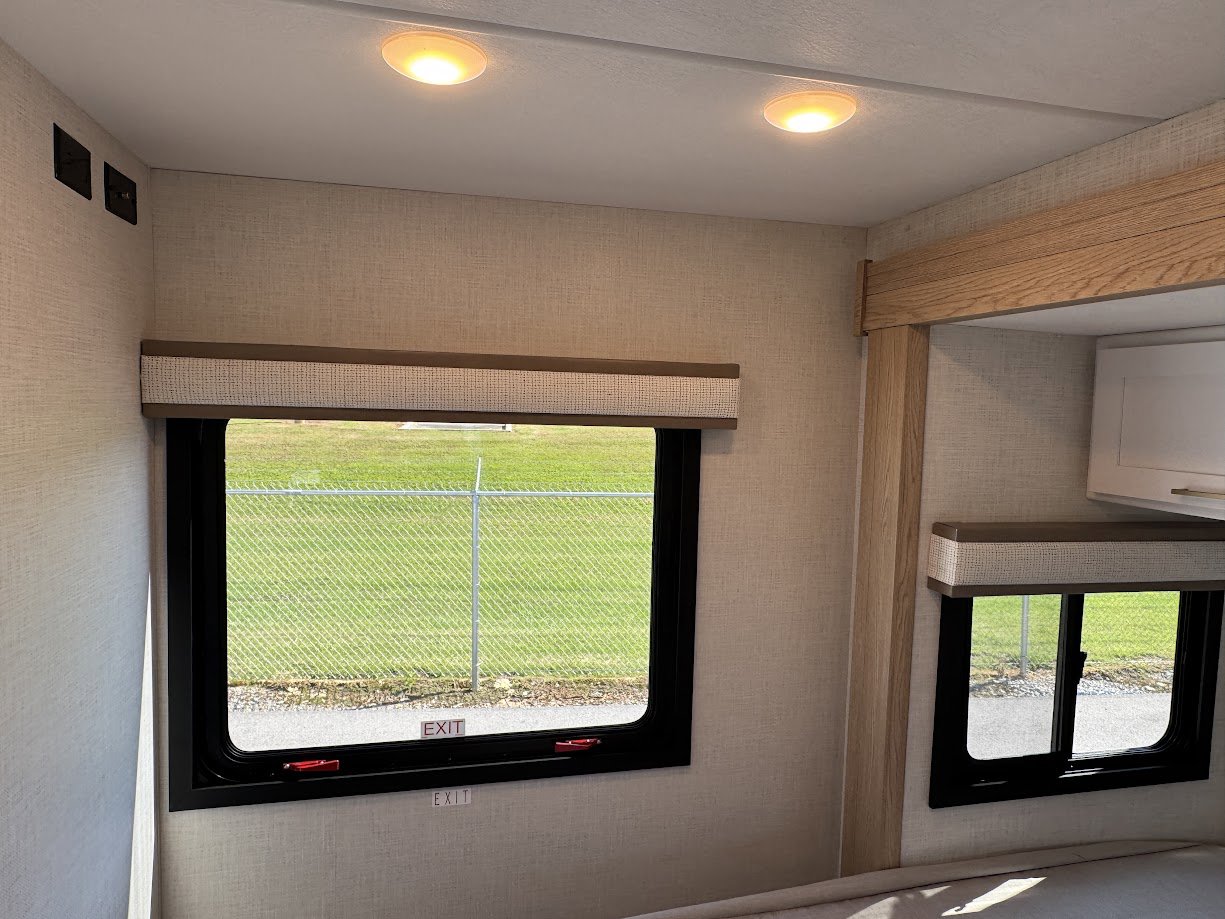 2026 THOR MOTOR COACH MAGNITUDE GZ22 - Image 49