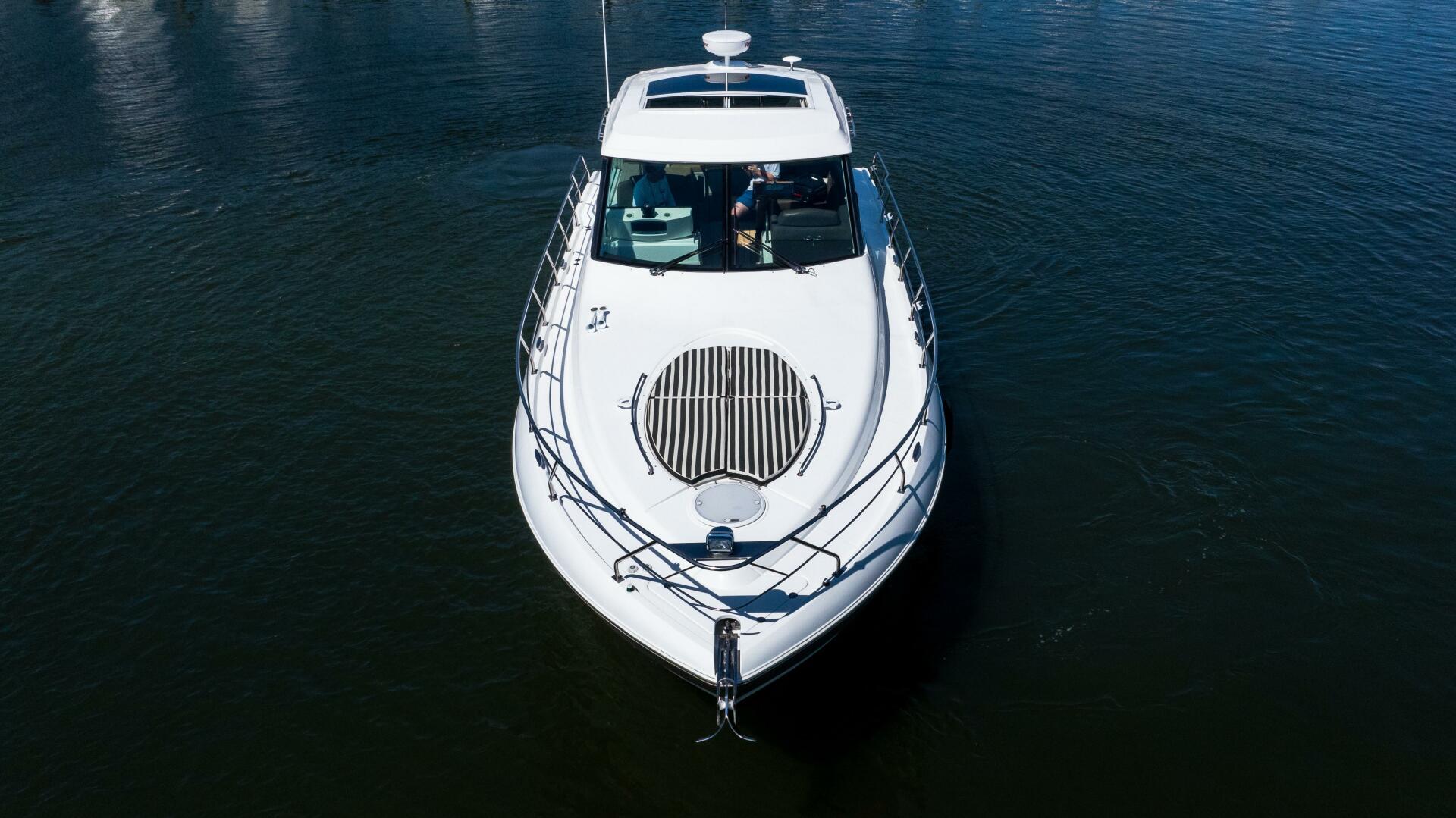 2013 CRUISERS 48 Cantius Base - Image 8