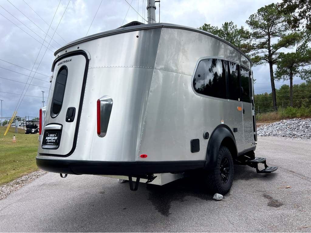 2026 AIRSTREAM Basecamp 20XE - Image 4