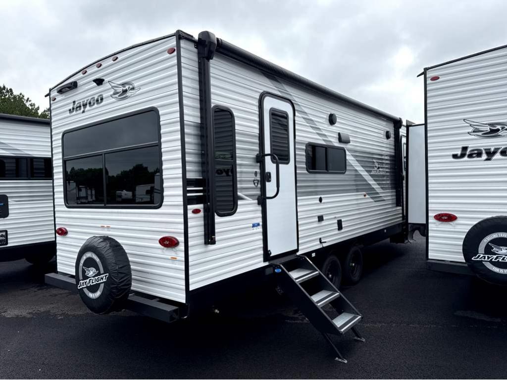 2026 JAYCO JAY FLIGHT SLX 262RLS - Image 4