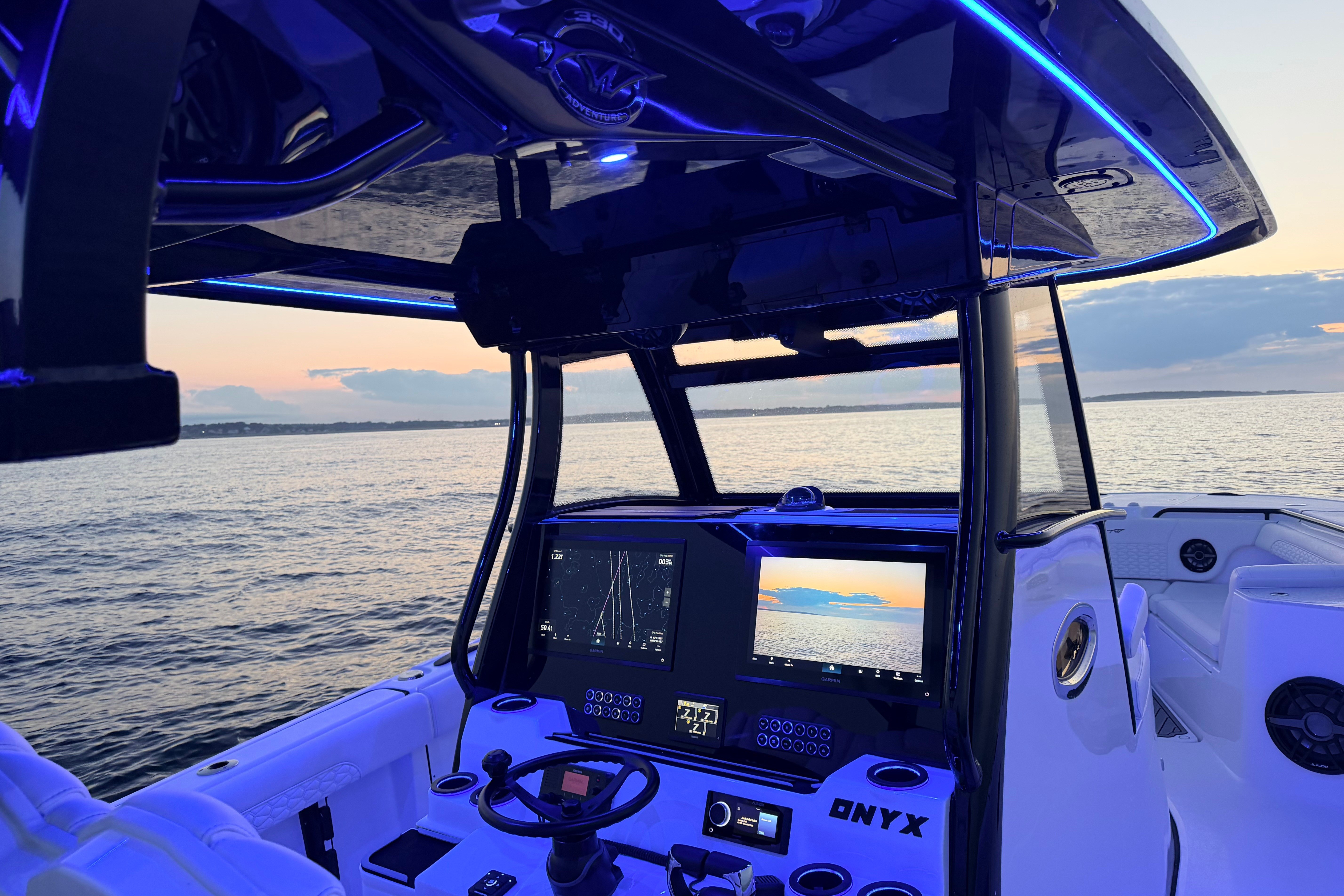 2027 Tidewater 330 CC Adventure - Image 23