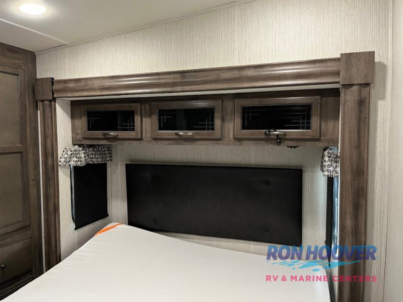 2021 FOREST RIVER 379FLOK - Image 29
