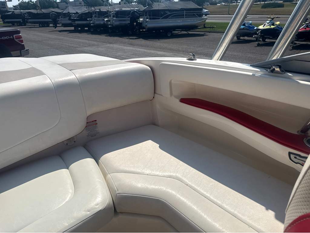 2010 Chaparral 206 SSI - Image 14