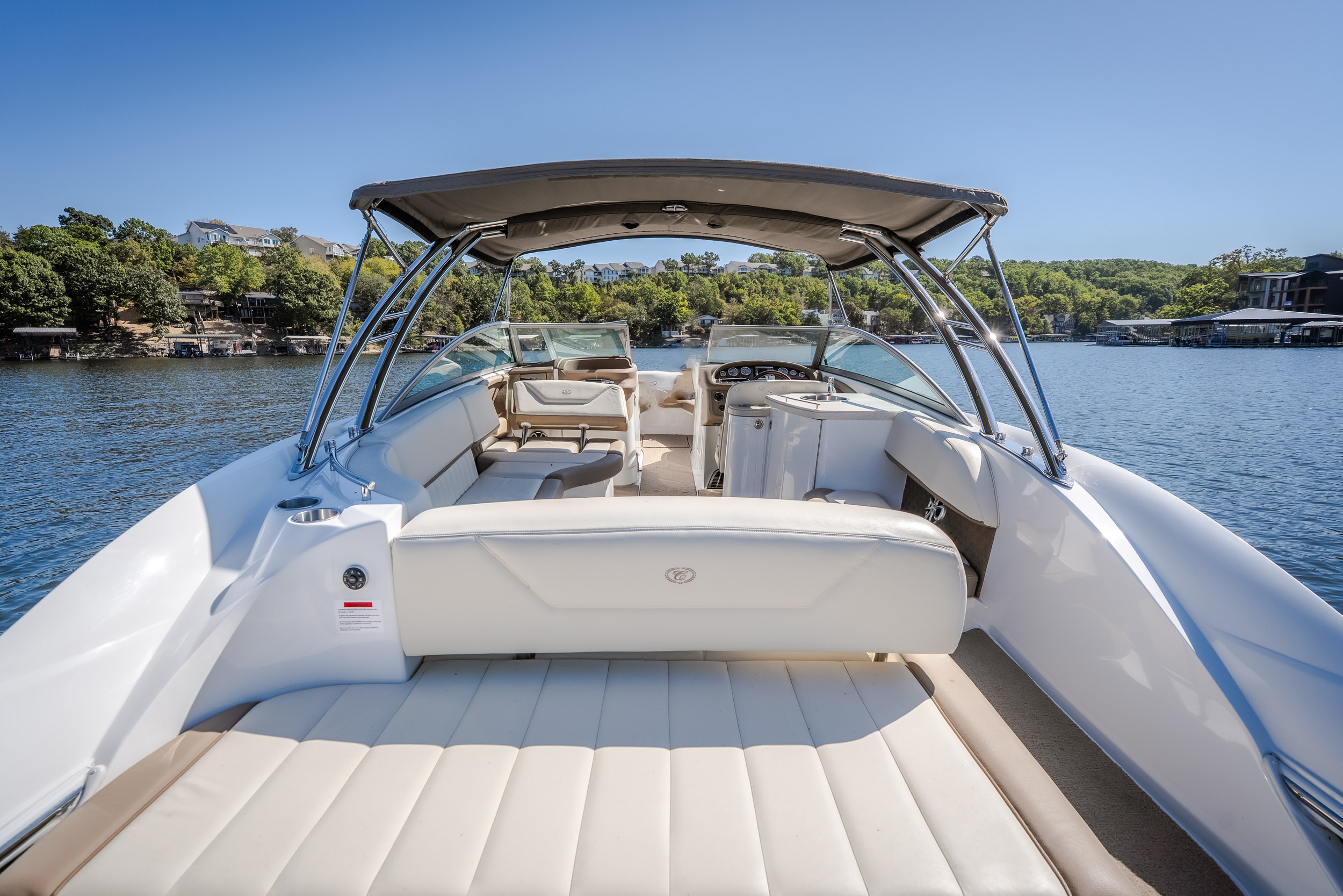 2010 Cobalt 302 - Image 29