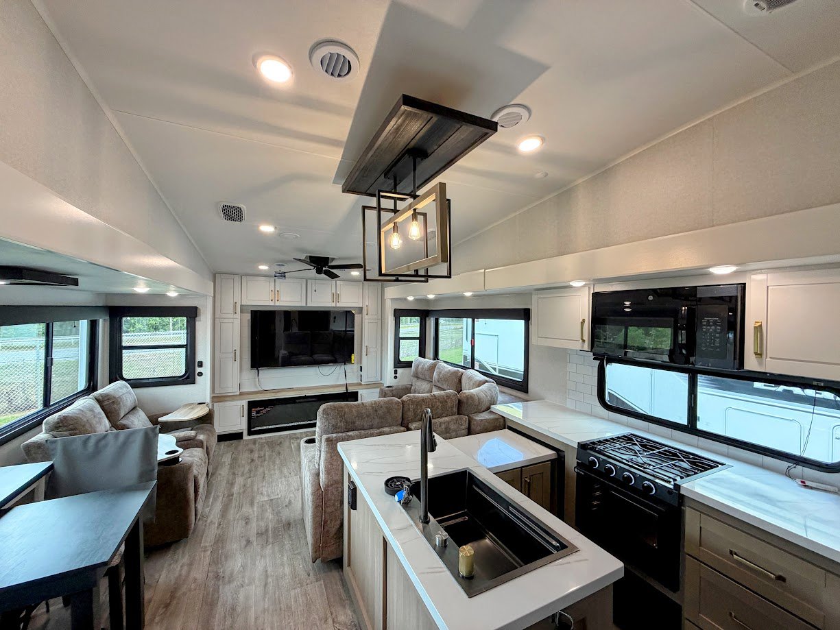 2026 JAYCO EAGLE 335LSTS - Image 59
