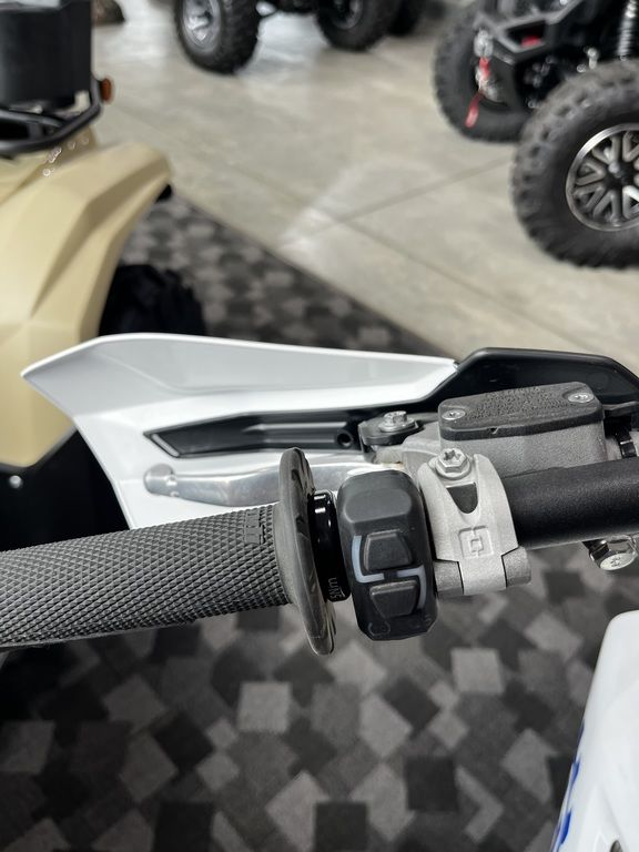 2023 Husqvarna® FX 350 Heritage - Image 11