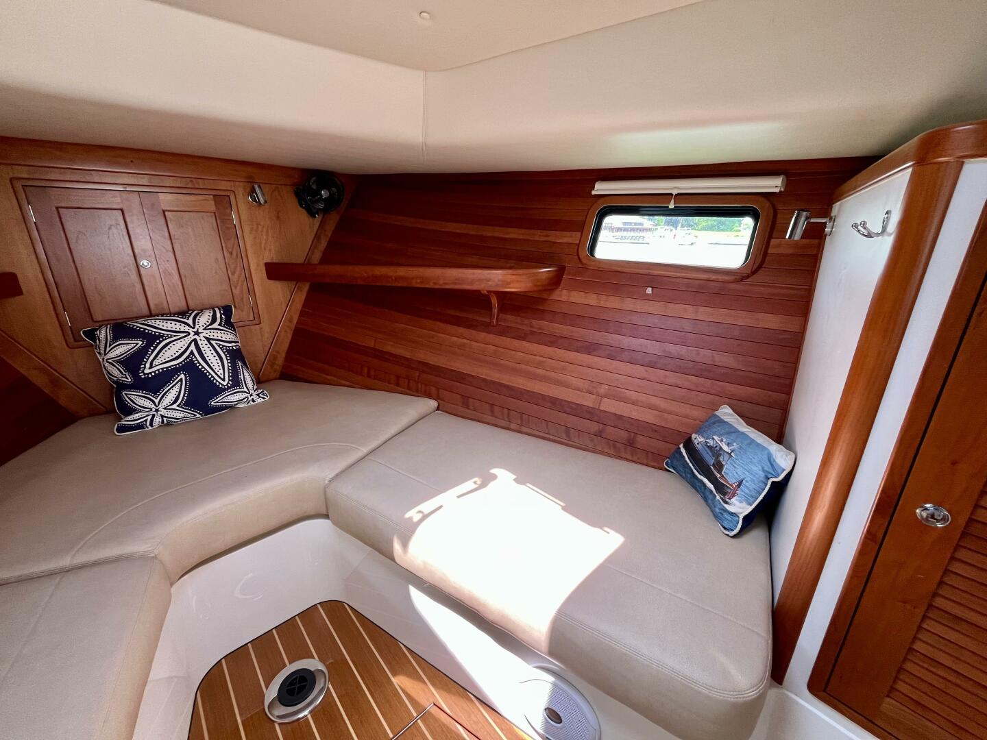 2019 MJM 35z - Image 148