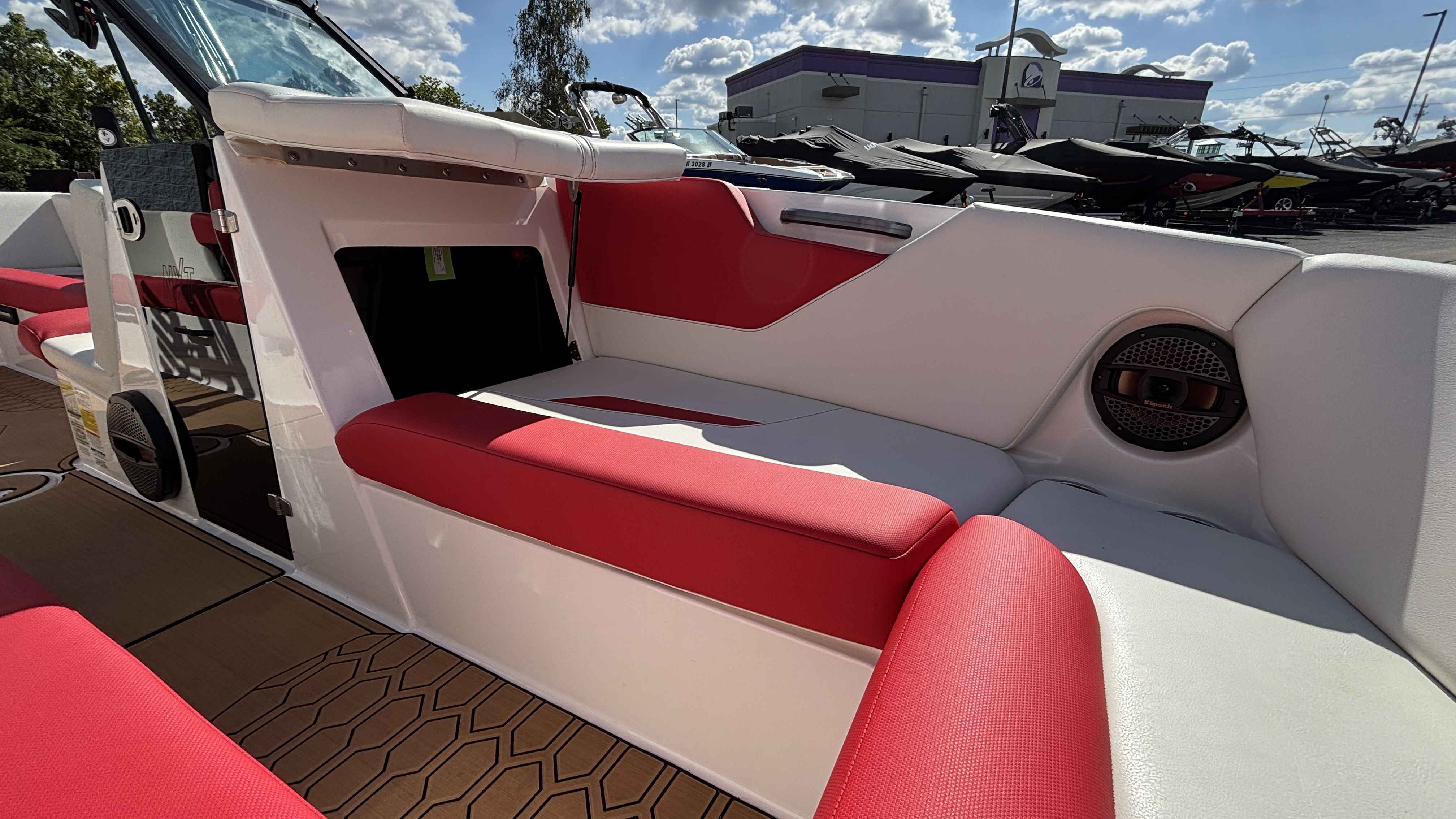 2023 MasterCraft NXT24 - Image 35