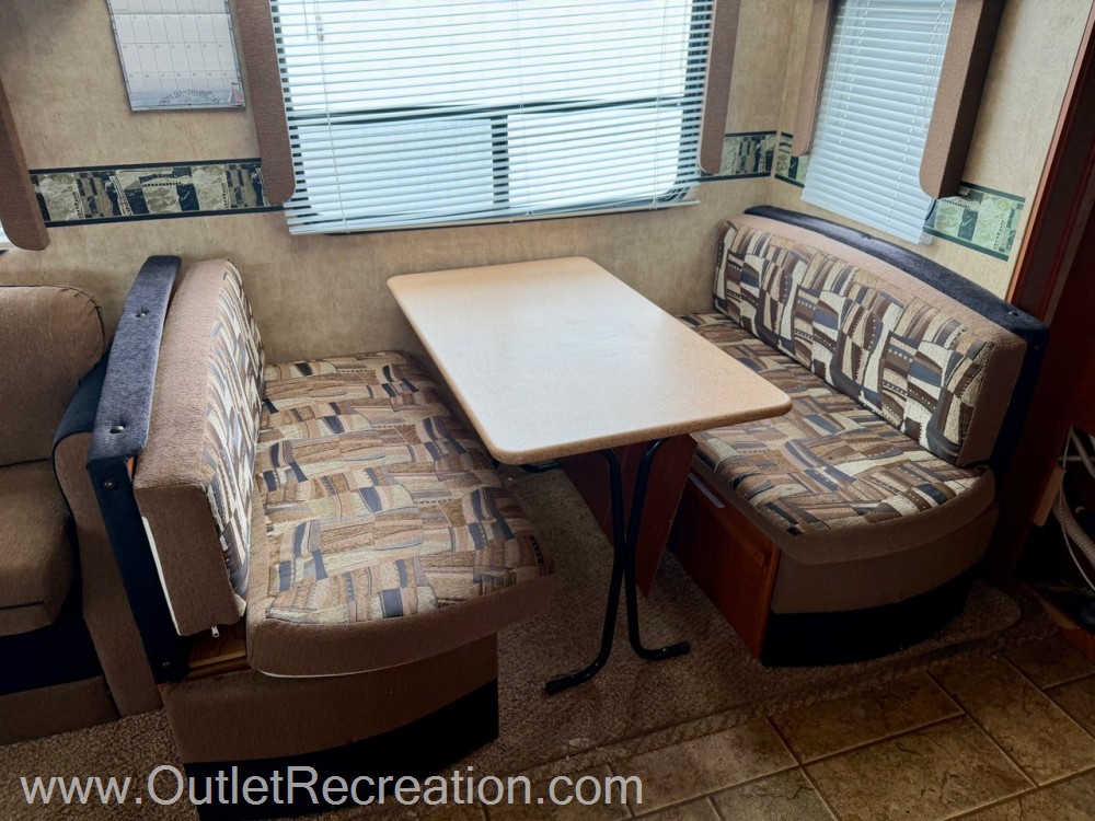 2011 FOREST RIVER CHEROKEE 26RL - Image 11