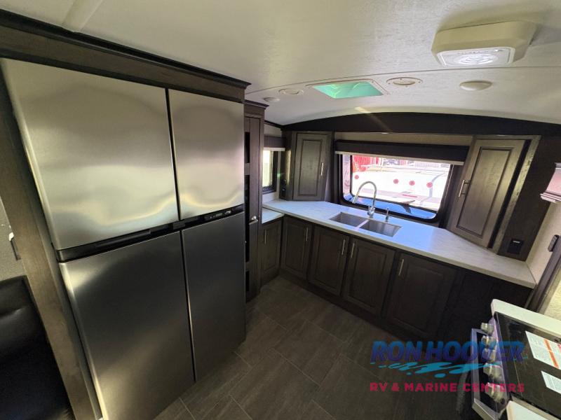 2020 JAYCO NORTHPOINT 383FKWS - Image 4