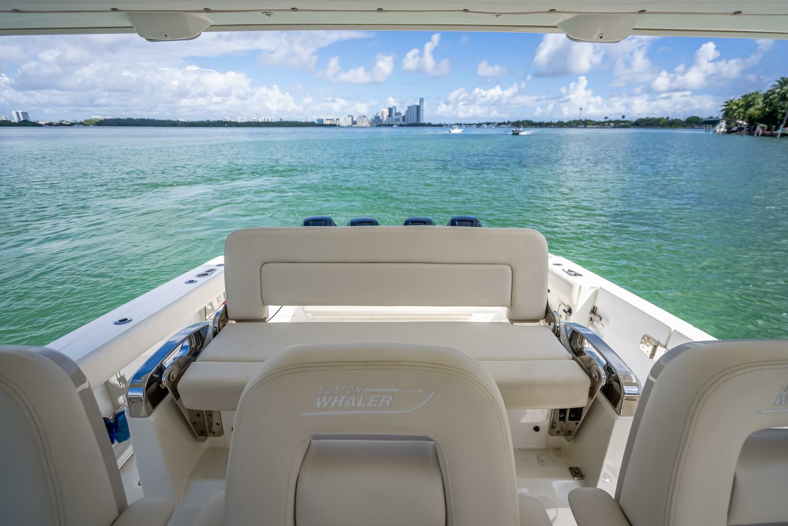 2016 Boston Whaler - Image 124