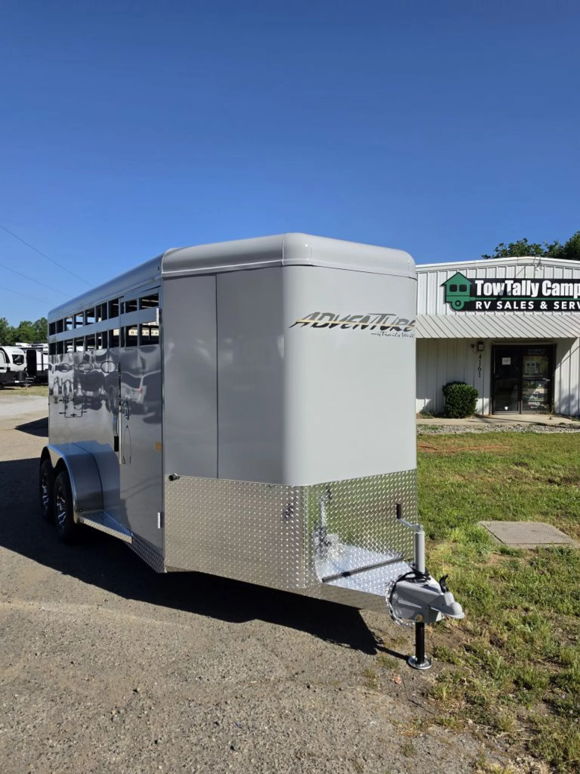 2026 TRAILS WEST ADVENTURE II 17' STOCK - Image 1