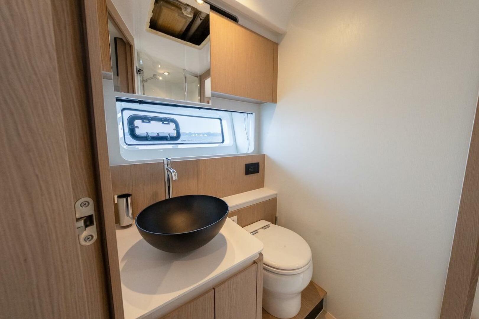 2023 Azimut Fly 53 - Image 91