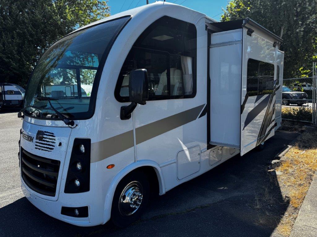 2025 Thor Motor Coach Freedom Traveler A24 - Image 2