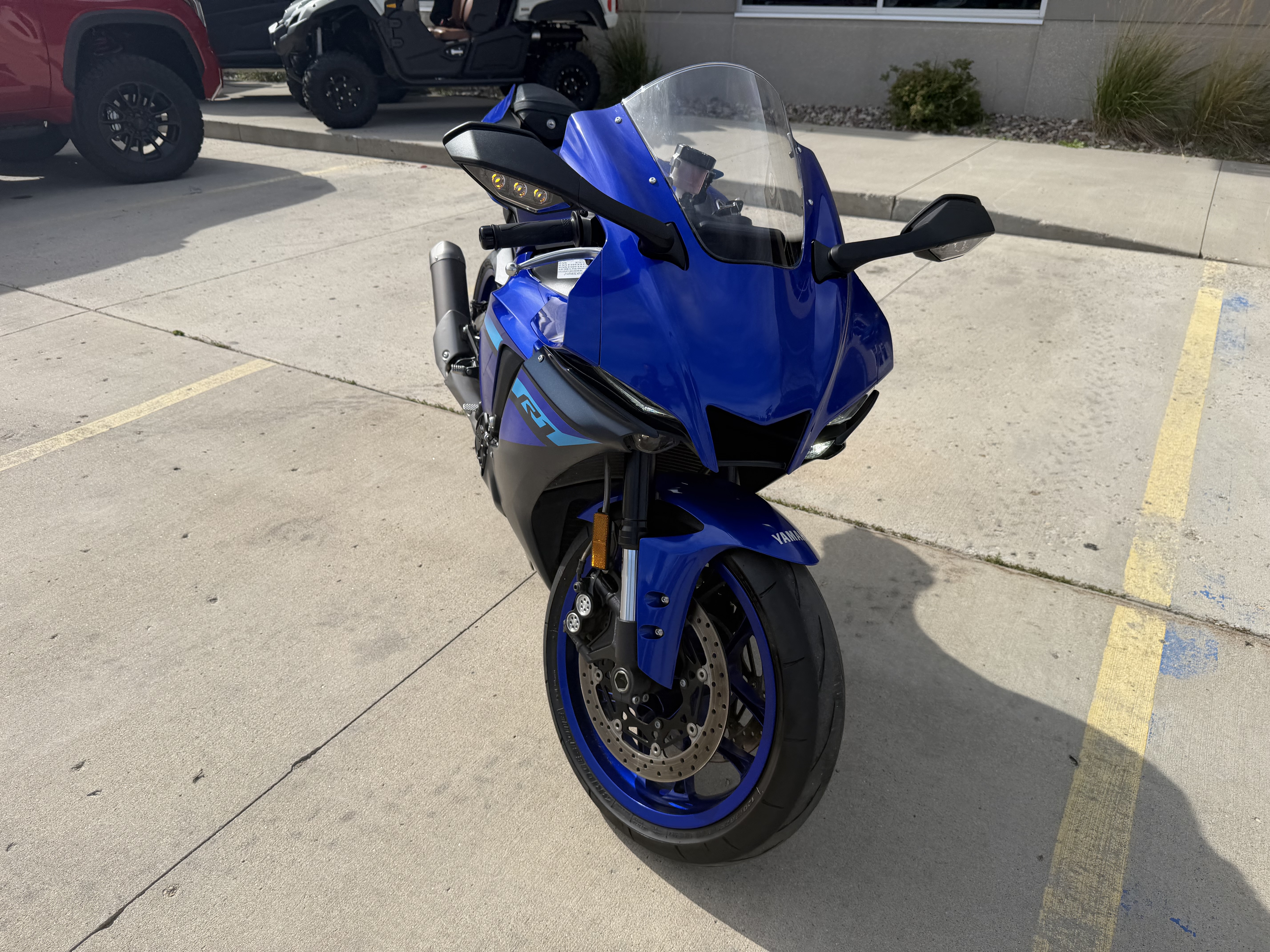 2024 Yamaha YZF R1 - Image 5