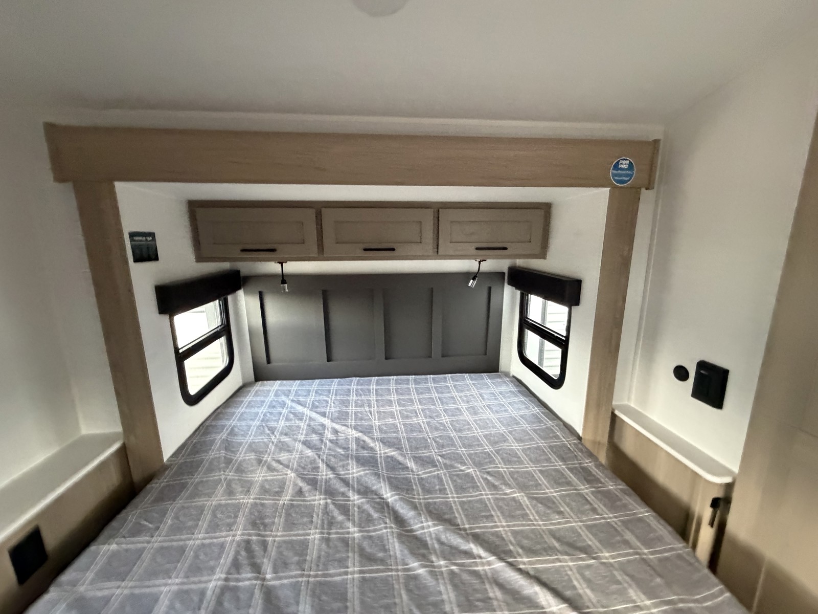 2026 FOREST RIVER E20BS - Image 23