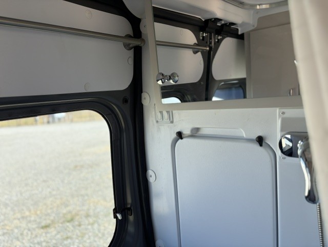 2025 Thor Motor Coach Rize 18G - Image 17