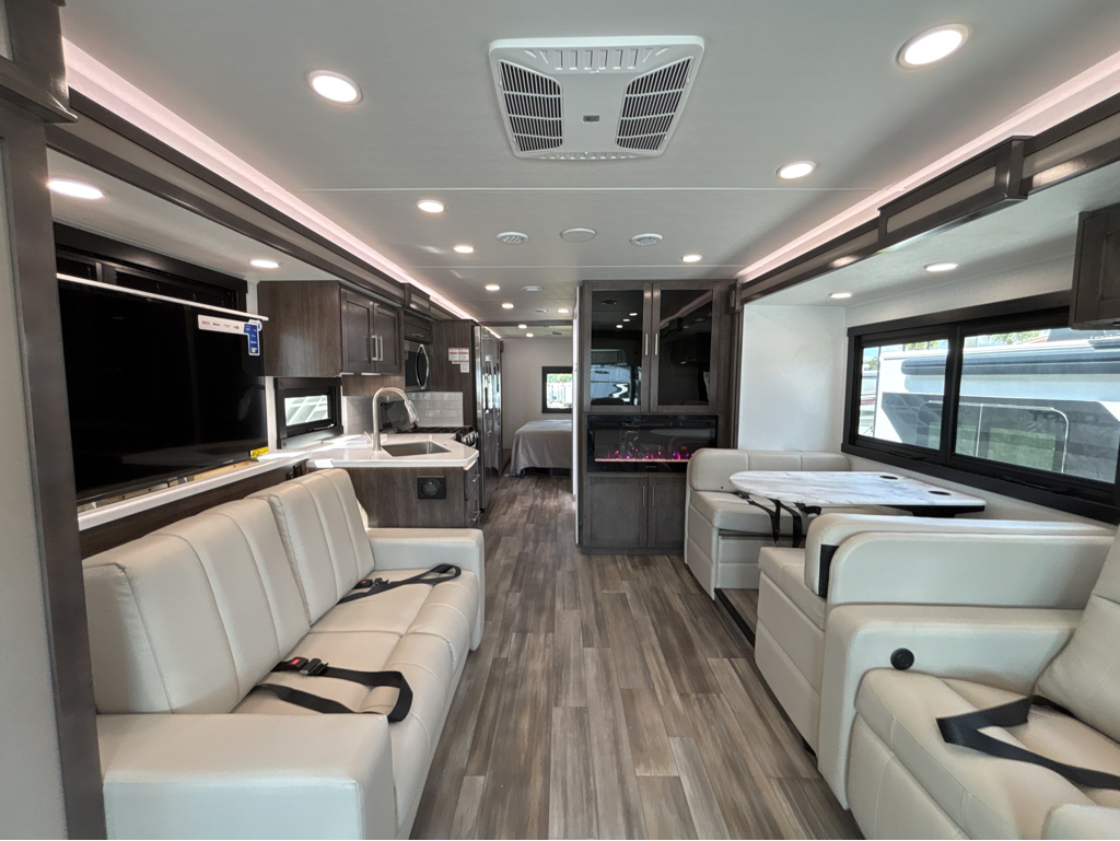 2026 JAYCO PRECEPT 34G - Image 9