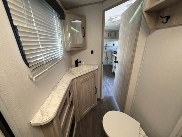 2022 Cruiser RV Shadow Cruiser SC258BHS - Image 24