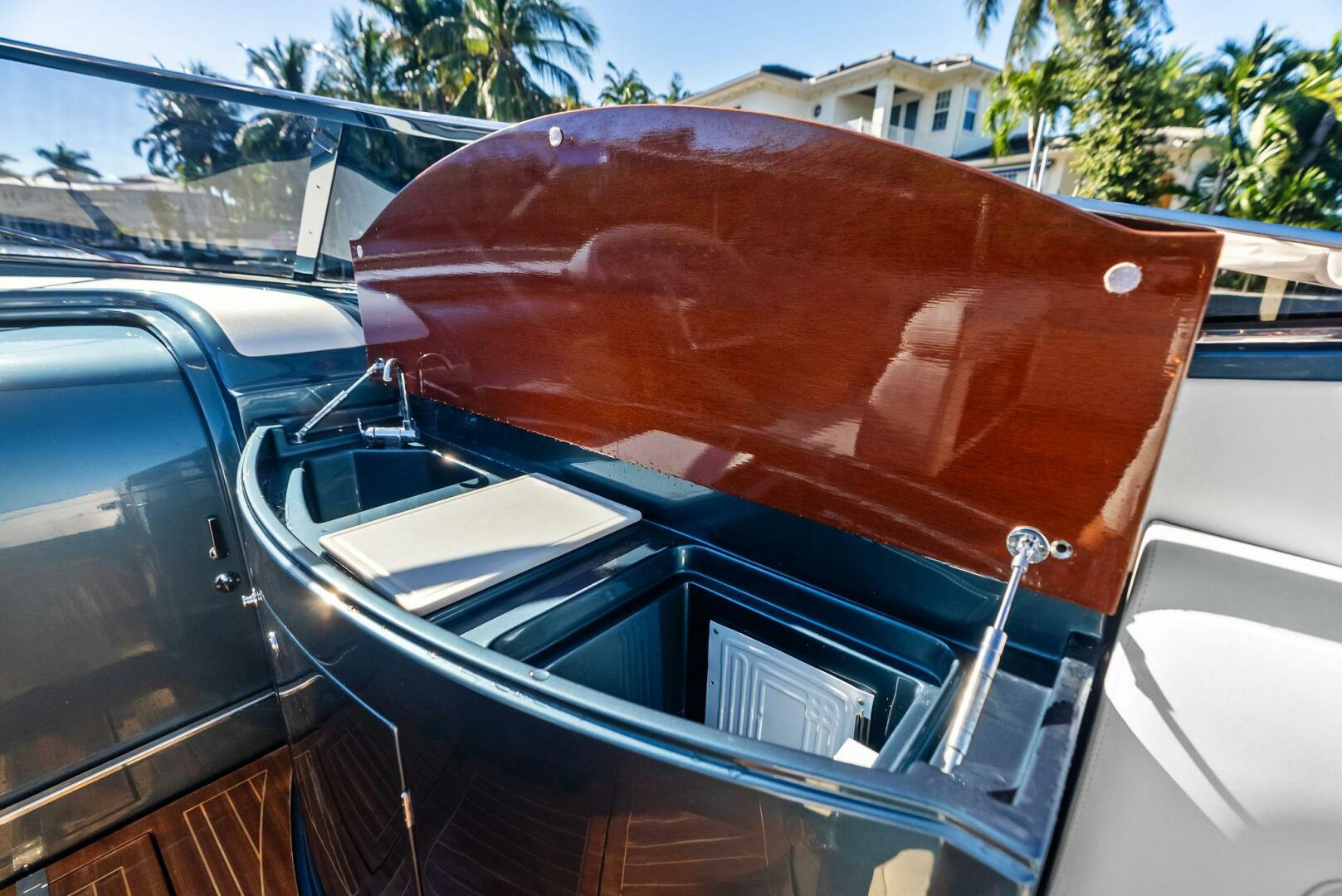 2013 Riva Aquariva - Image 9
