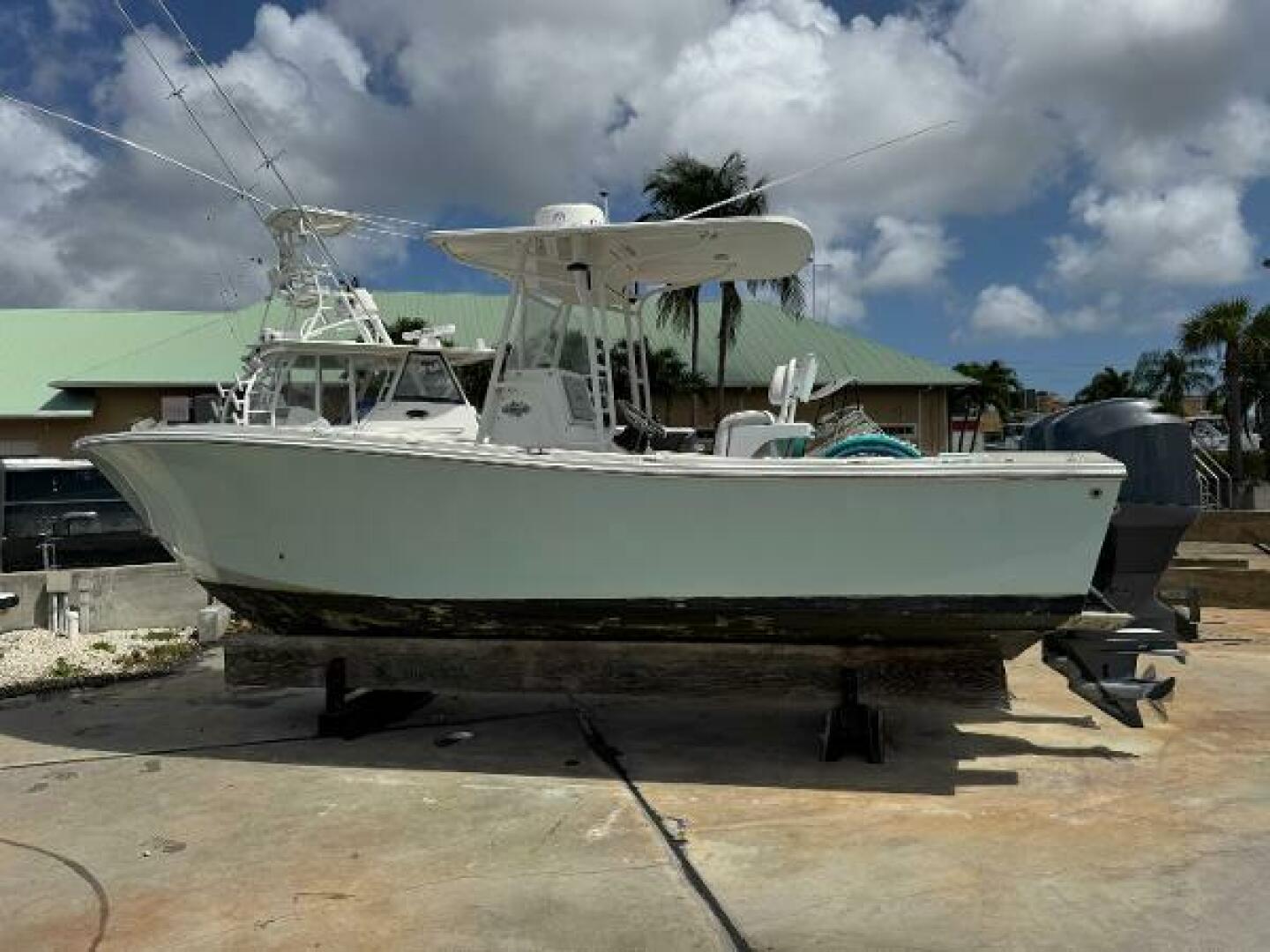 2005 Regulator 23 Center Console - Image 2
