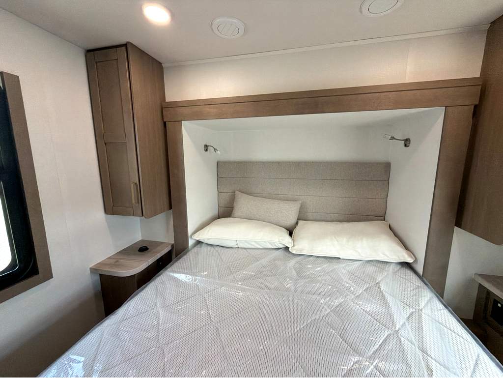 2027 JAYCO GREYHAWK 30Z - Image 20