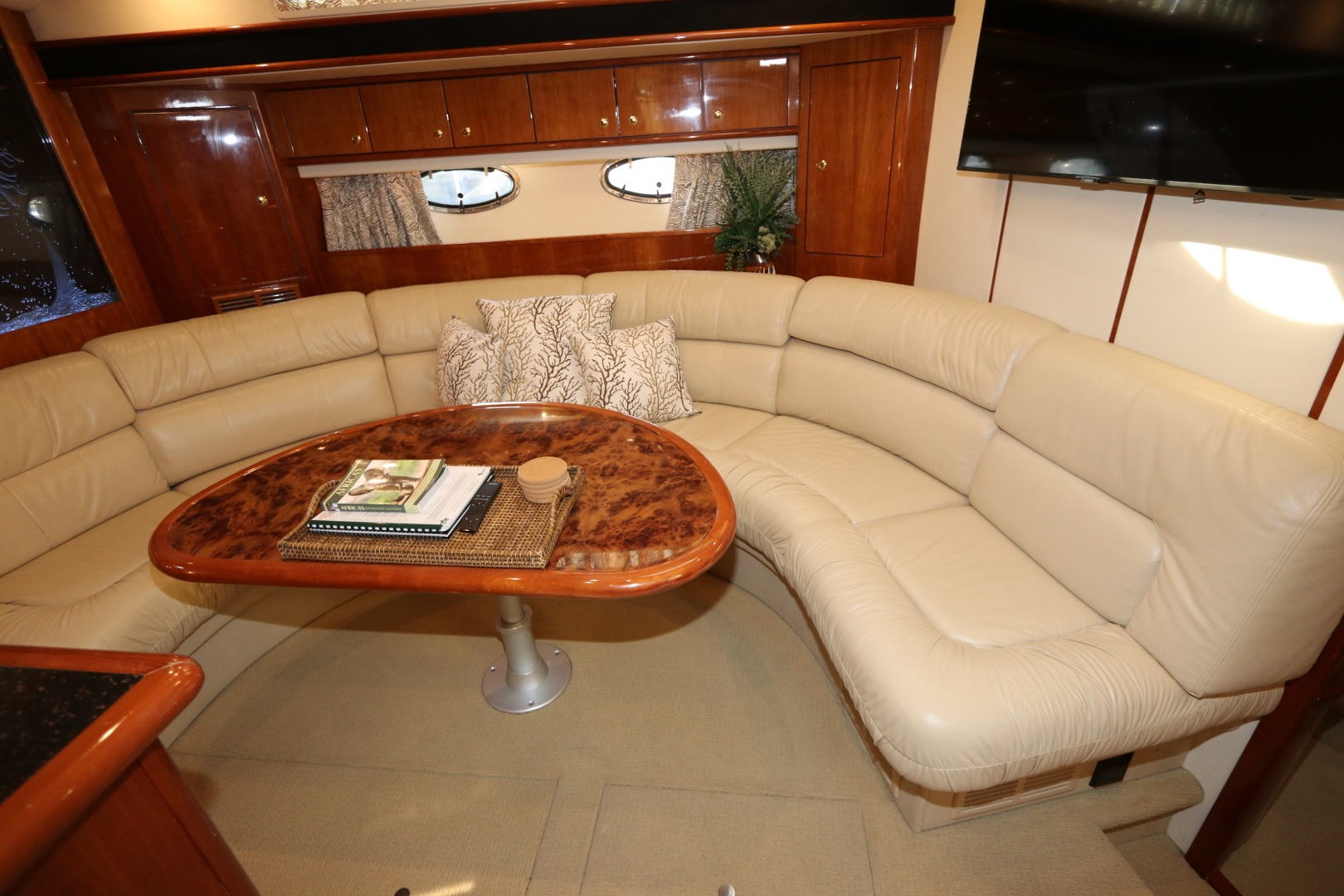 2005 Neptunus 56 Express - Image 22